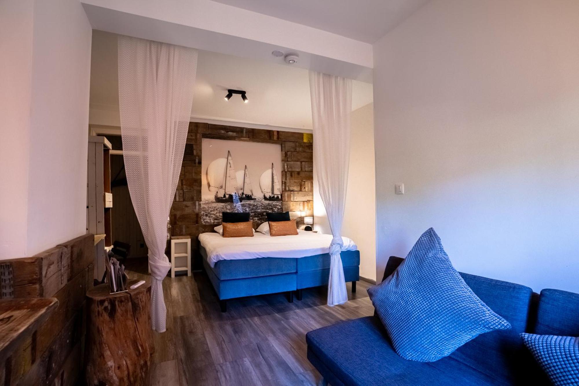 Maas Suites Ланакен Екстер'єр фото